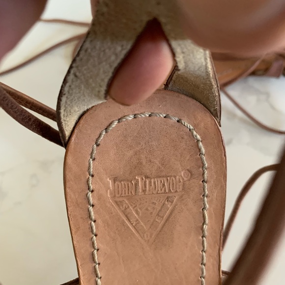 Coachella or Stagecoach Ready, Boho sandals ….John Fluevog - Picture 3 of 4